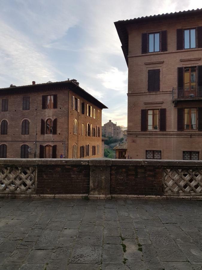 San Martino House By Francigenaapartments Siena Dış mekan fotoğraf